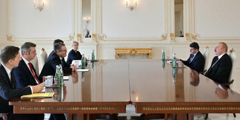 Prezident İlham Əliyev Almaniya Xarici İşlər Nazirliyinin dövlət nazirini qəbul edi