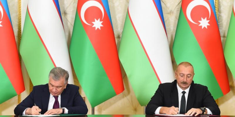 Подписаны азербайджано-узбекские документы