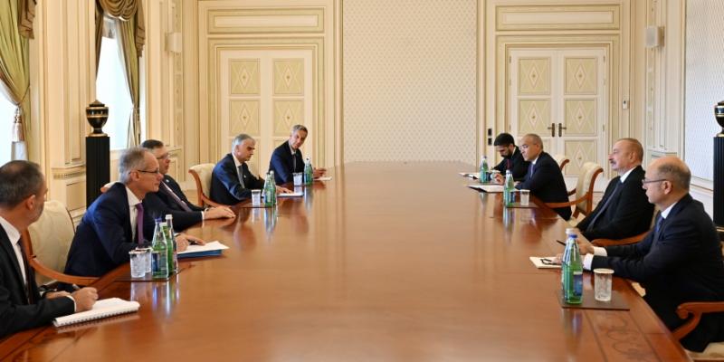 Prezident İlham Əliyev “Total Energies” şirkətinin baş icraçı direktorunu qəbul edib