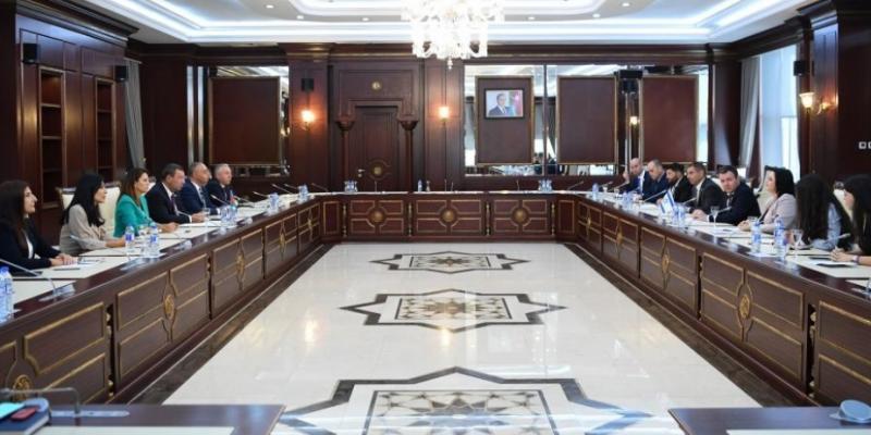 В Милли Меджлисе прошла встреча межпарламентских групп дружбы Азербайджана и Израиля
