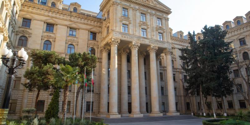 Azerbaijani FM embarks on official visit to Hungary