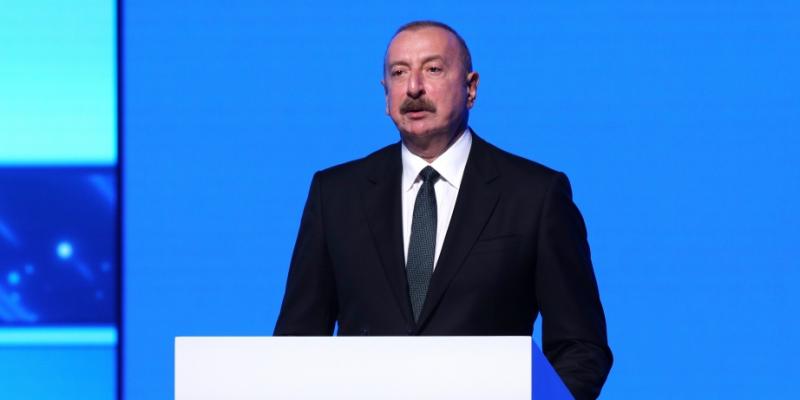 Президент: Азербайджан, являясь надежным поставщиком, транспортирует энергоносители на международные рынки