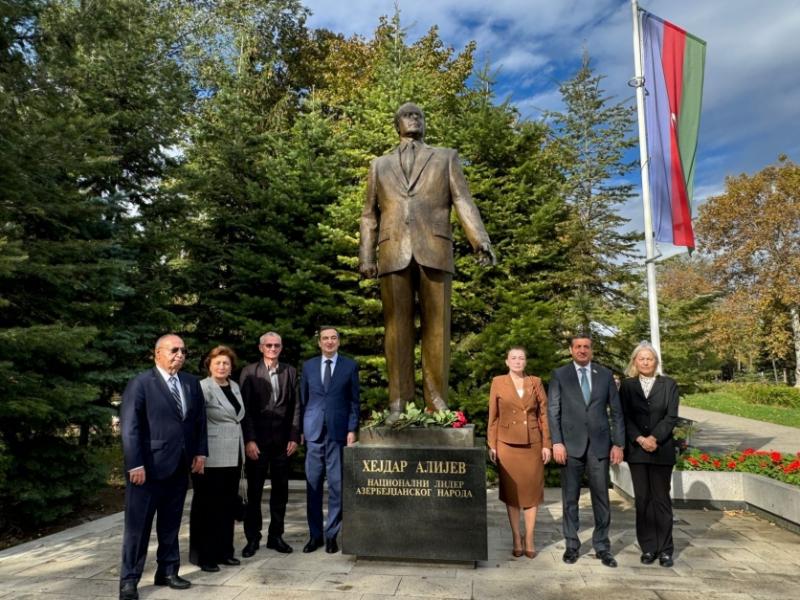 Обсуждены азербайджано-сербские межпарламентские связи