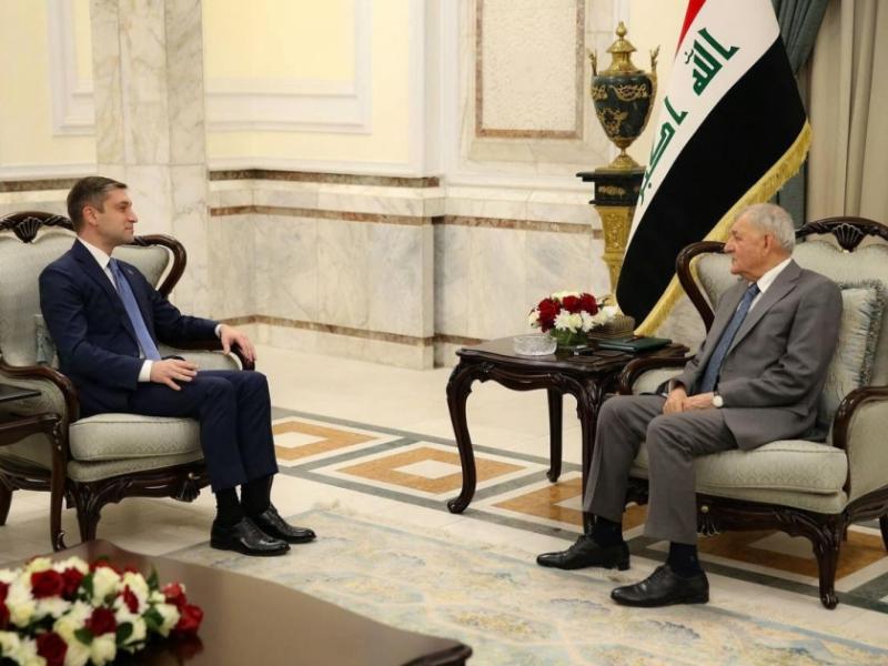 Президент Ирака принял посла Азербайджана