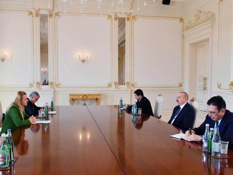 Президент Ильхам Алиев принял исполнительного секретаря Европейской экономической комиссии ООН