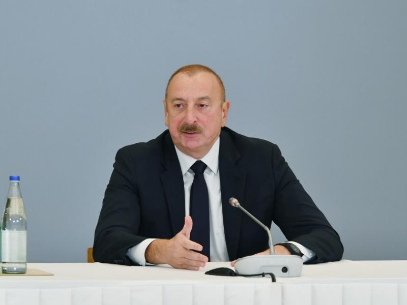 Президент Ильхам Алиев: Армения выражает готовность принять пять известных принципов