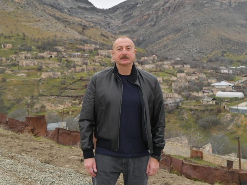 Президент Ильхам Алиев посетил село Пирляр Ходжалинского района