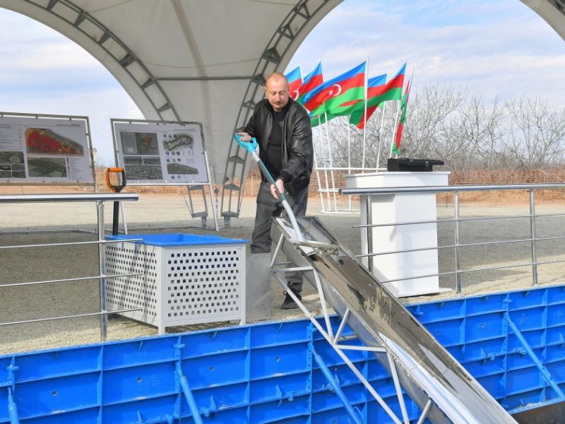 Заложен фундамент села Баш Гарвенд Агдамского района