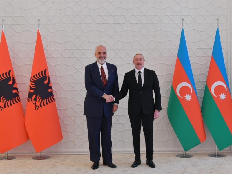 Состоялась встреча Президента Азербайджана Ильхама Алиева с премьер-министром Албании Эди Рамой один на один