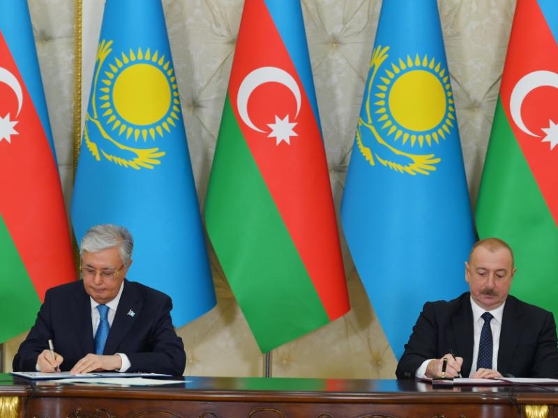 Состоялась церемония подписания азербайджано-казахстанских документов