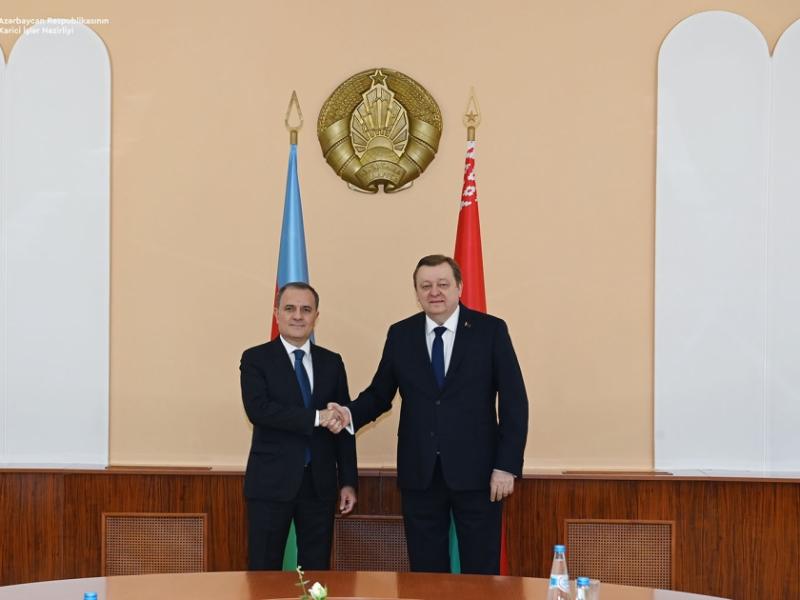 Azerbaijani and Belarusian FMs discuss bilateral relations
