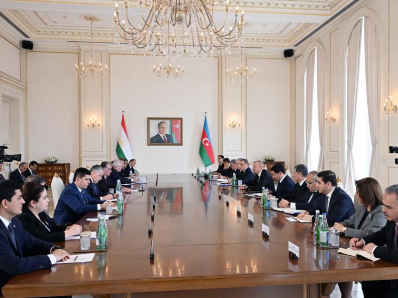 Azerbaijani and Tajikistani Presidents held expanded meeting