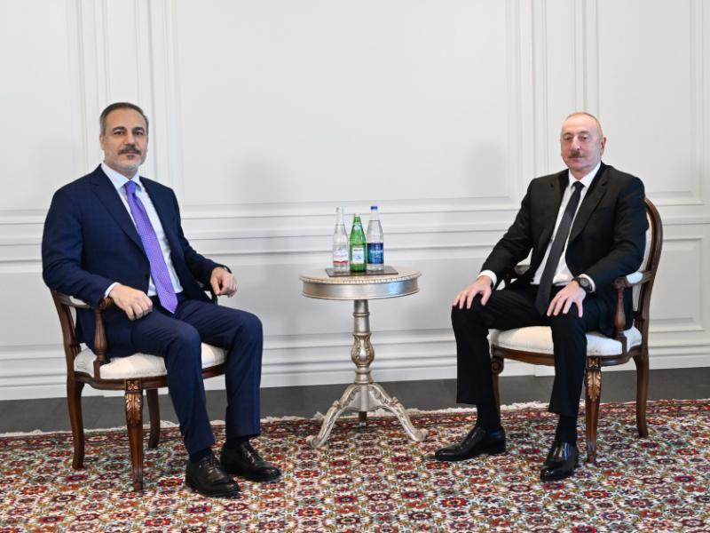 President Ilham Aliyev received Turkish Foreign Minister Hakan Fidan