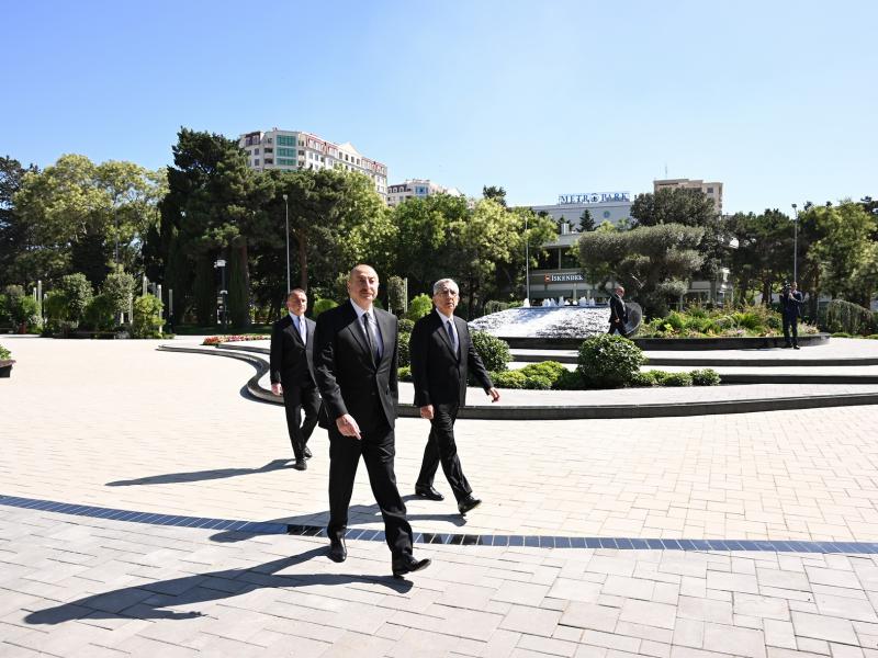 Президент Ильхам Алиев принял участие в открытии капитально реконструированного парка Нариманова в Баку
