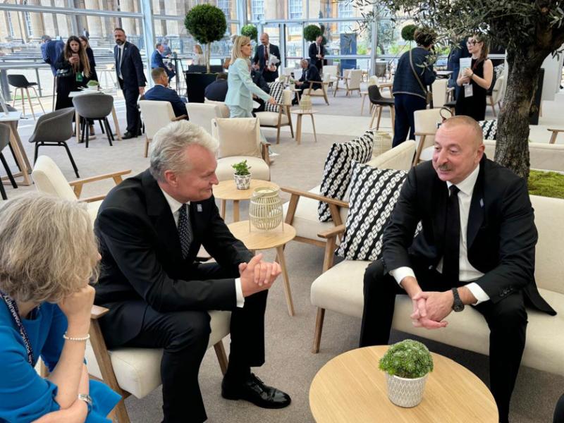 Azərbaycan Prezidenti İlham Əliyev Oksfordda Litva Prezidenti Gitanas Nauseda ilə görüşüb