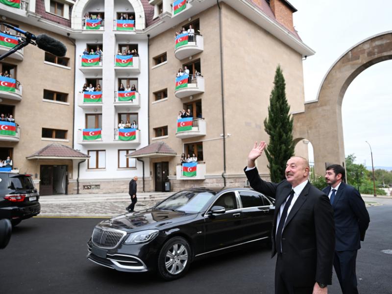 Prezident İlham Əliyev Xankəndidə Qarabağ Universitetinin tələbə yataqxanasının təmirdən sonra açılışında iştirak edib