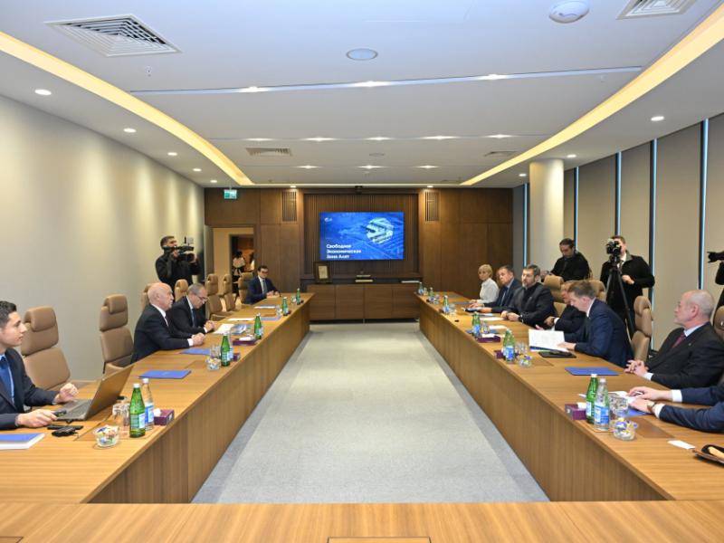 Rais of Russia’s Republic of Tatarstan visits Alat Free Economic Zone