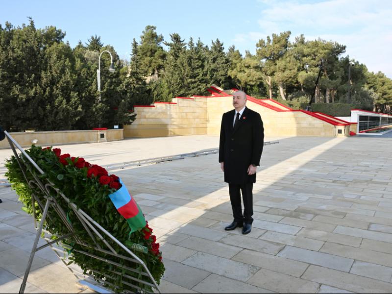 President Ilham Aliyev paid tribute to 20 January martyrs