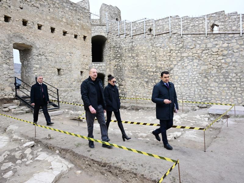 President Ilham Aliyev reviewed conceptual project for Asgaran Fortress Complex