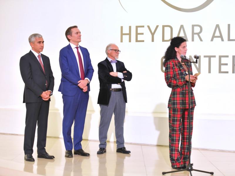 Heydar Aliyev Center hosts Italian sculptor`s exhibition 