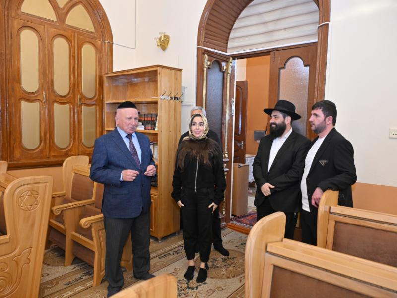 Qubada Qırmızı qəsəbədə “Altı günbəz” sinaqoqu ilə tanışlıq