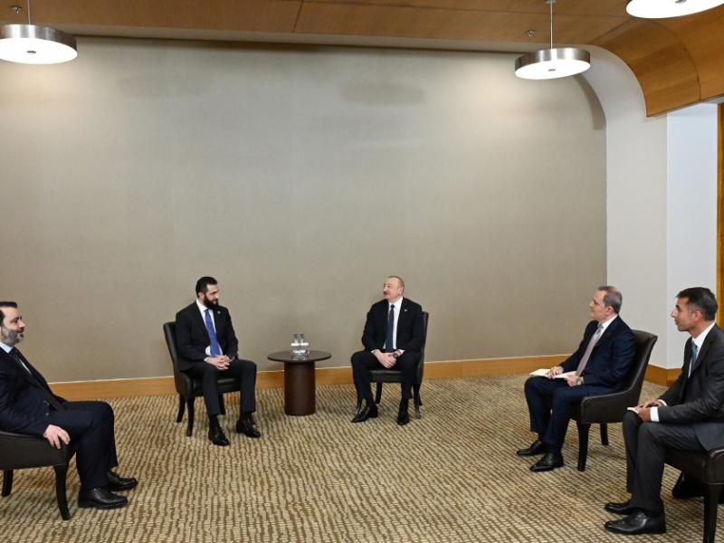 Prezident İlham Əliyevin Antalyada Suriyanın keçid dövrü Prezidenti ilə görüşü olub