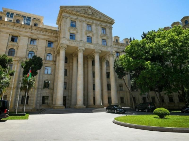 XİN: Fransanın ikiüzlü siyasəti regionda davamlı sülh perspektivlərinə mane olur