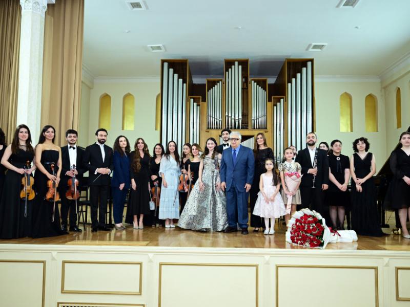 Leyla Aliyeva watches concert of students and youth at Baku Music Academy