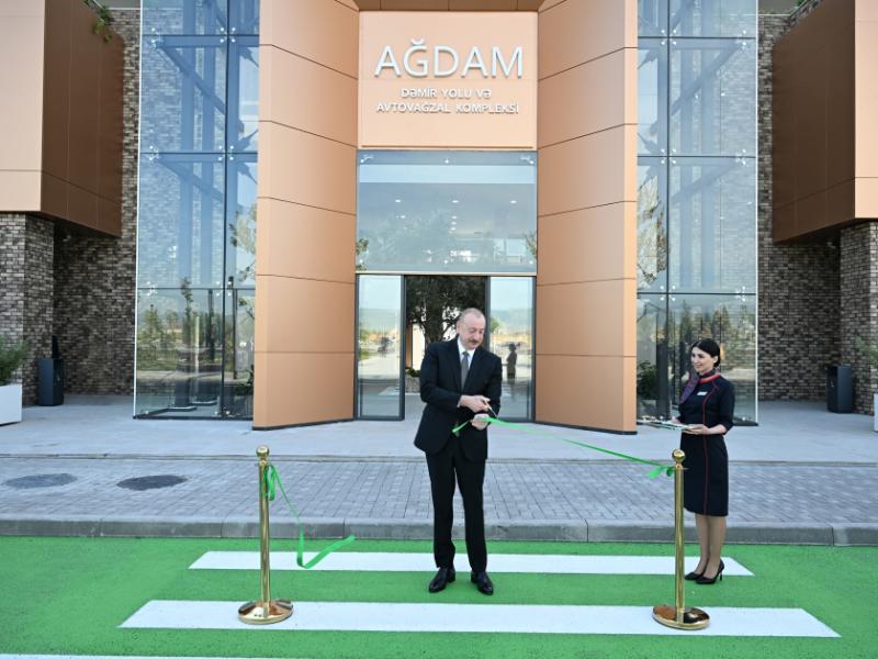 Prezident İlham Əliyev Ağdam Dəmir Yolu və Avtovağzal Kompleksinin açılışında iştirak edib