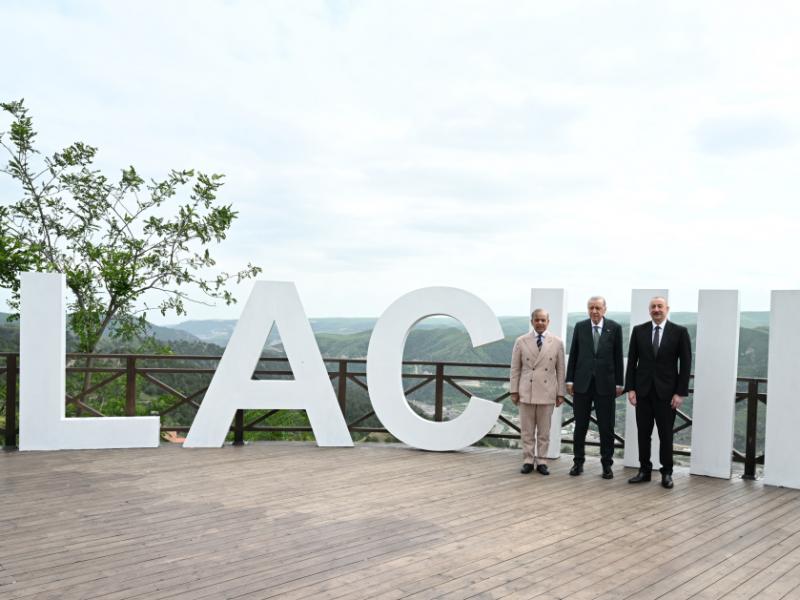 Presidents of Azerbaijan and Türkiye and Prime Minister of Pakistan visited promenade in Lachin city
