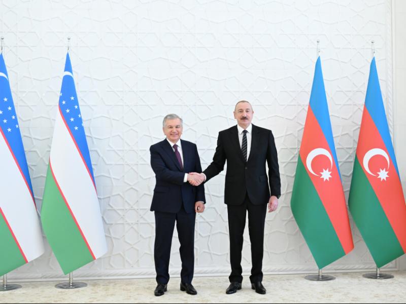 Özbəkistan Prezidenti Şavkat Mirziyoyevin rəsmi qarşılanma mərasimi olub