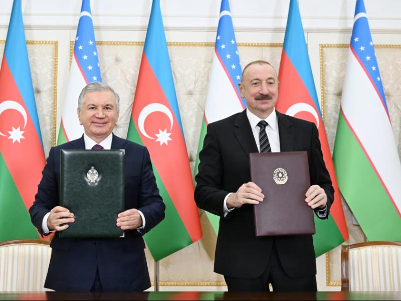 Azərbaycan ilə Özbəkistan arasında imzalanmış sənədlər mübadilə edilib