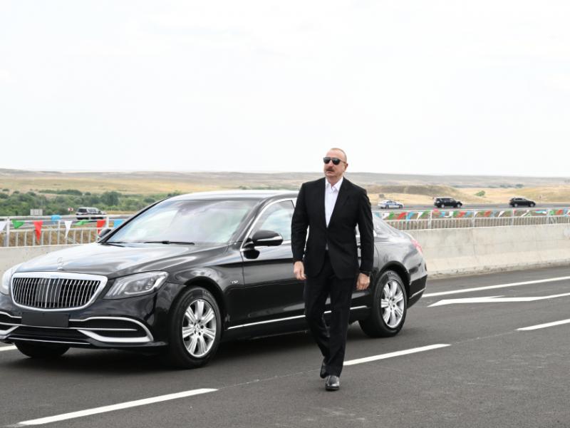 Prezident İlham Əliyev Əhmədbəyli-Füzuli-Şuşa yolunun açılışında iştirak edib