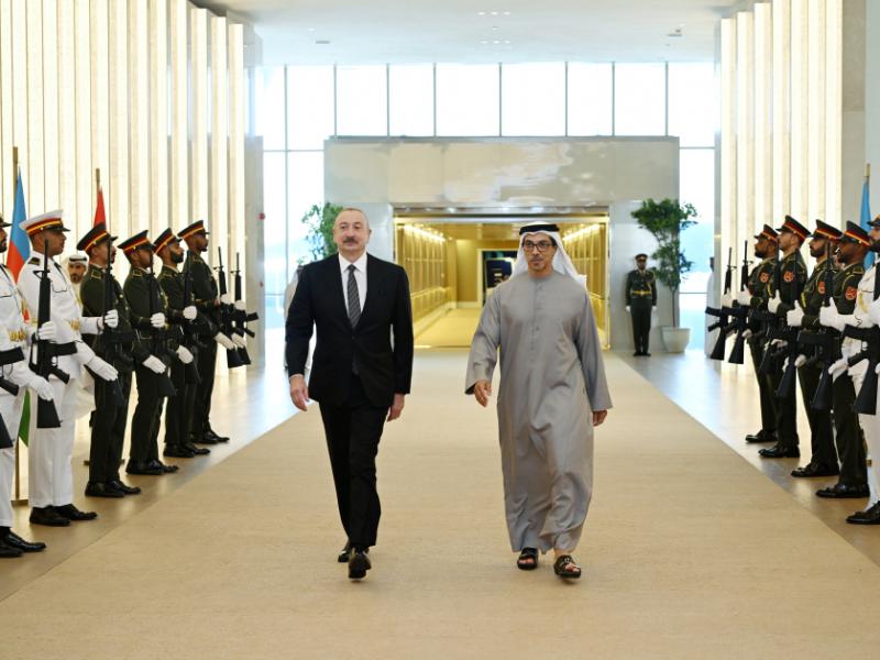 Prezident İlham Əliyev Birləşmiş Ərəb Əmirliklərinə işgüzar səfərə gəlib