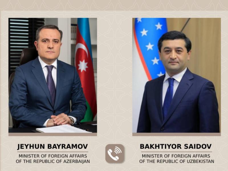 Azərbaycanın və Özbəkistanın xarici işlər nazirləri arasında telefon danışığı olub