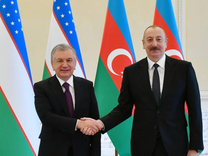 President Ilham Aliyev makes phone call to Shavkat Mirziyoyev