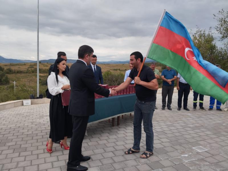 Xocalının Xanyurdu kəndində daha 19 ailəyə evlərinin açarları təqdim olunub
