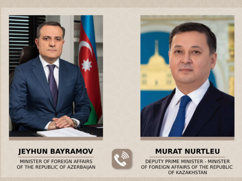 Azerbaijani, Kazakh FMs hold phone talk
