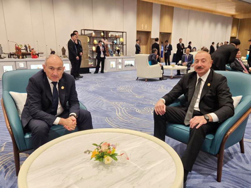 President Ilham Aliyev met with Armenian Prime Minister Nikol Pashinyan