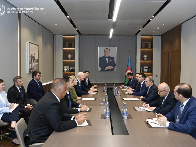 Azerbaijani FM, U.S. representatives discuss prospects of Washington agreement