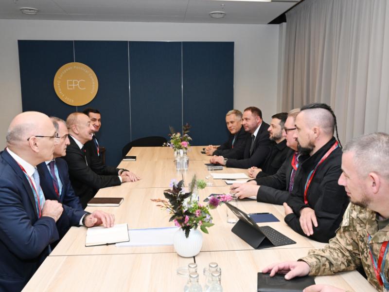 Azərbaycan Prezidenti İlham Əliyevin Kopenhagendə Ukrayna Prezidenti ilə görüşü olub