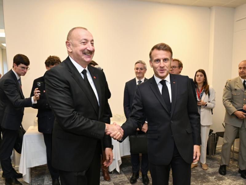 Azərbaycan Prezidenti İlham Əliyevin Kopenhagendə Fransa Prezidenti ilə görüşü olub