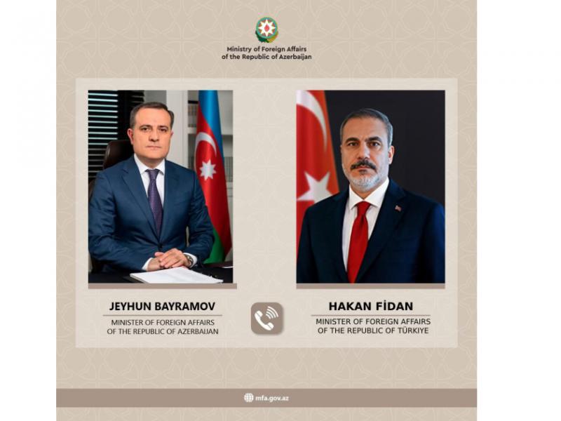 Azerbaijani, Turkish FMs discuss situation in Middle East