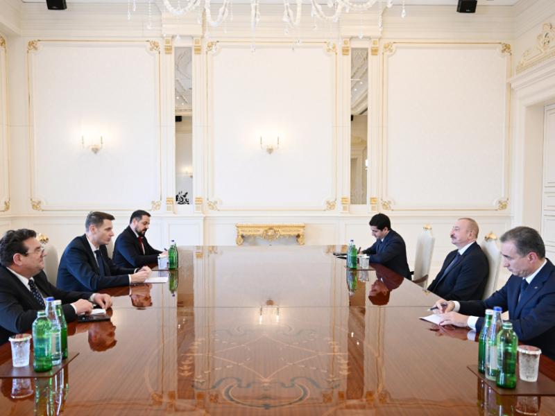 President Ilham Aliyev received President of Senate of Romania