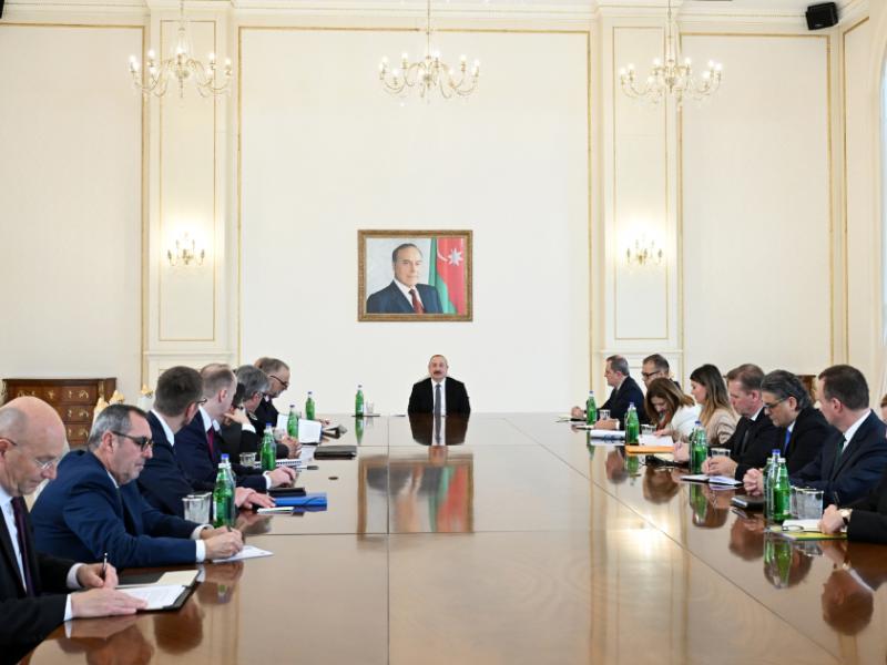 Prezident İlham Əliyev NATO nümayəndə heyətini qəbul edib