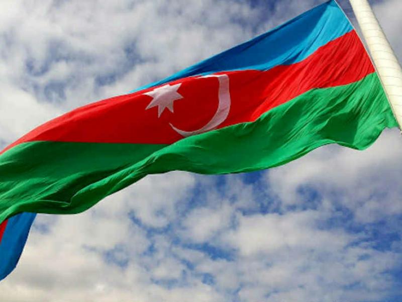 В Азербайджане отмечают День Государственного флага