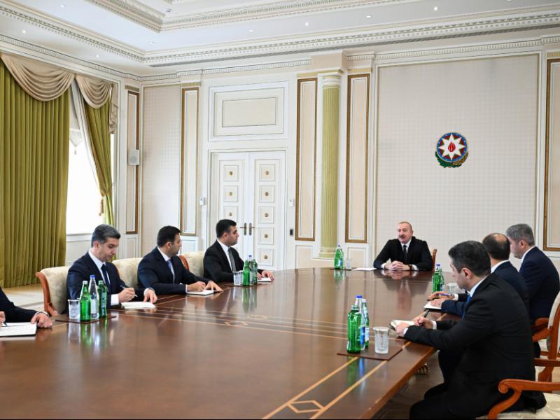 Президент Ильхам Алиев принял нового полномочного представителя Президента в Нахчыване и назначенных глав исполнительной власти ряда районов