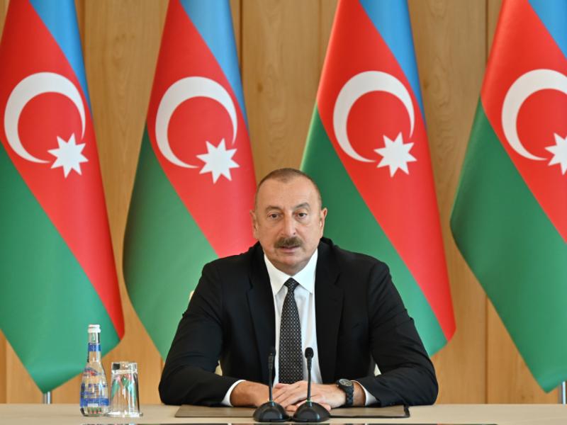 Президент Азербайджана: Сотрудничество в сфере безопасности транспортных маршрутов является гарантом экономического развития братских государств