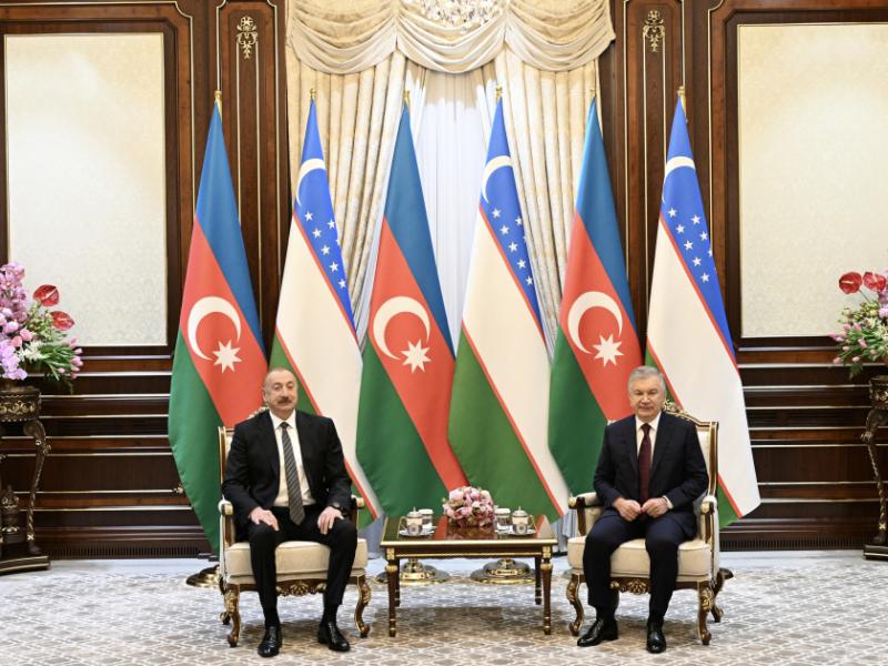 Daşkənddə Azərbaycan Prezidenti İlham Əliyevin Özbəkistan Prezidenti ilə təkbətək görüşü olub