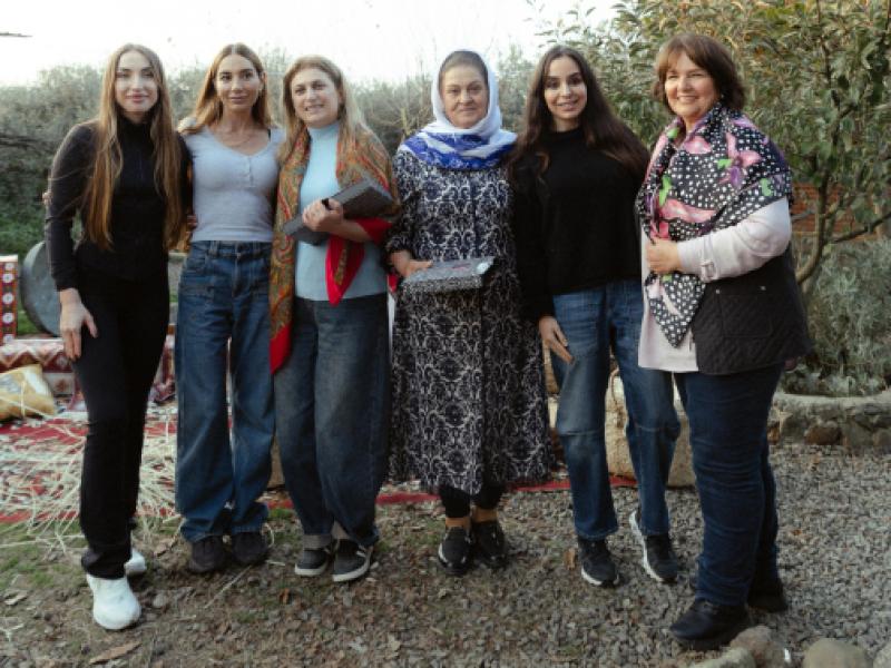 Лейла Алиева, Арзу Алиева и Алена Алиева посетили фермерское хозяйство в Лянкяране